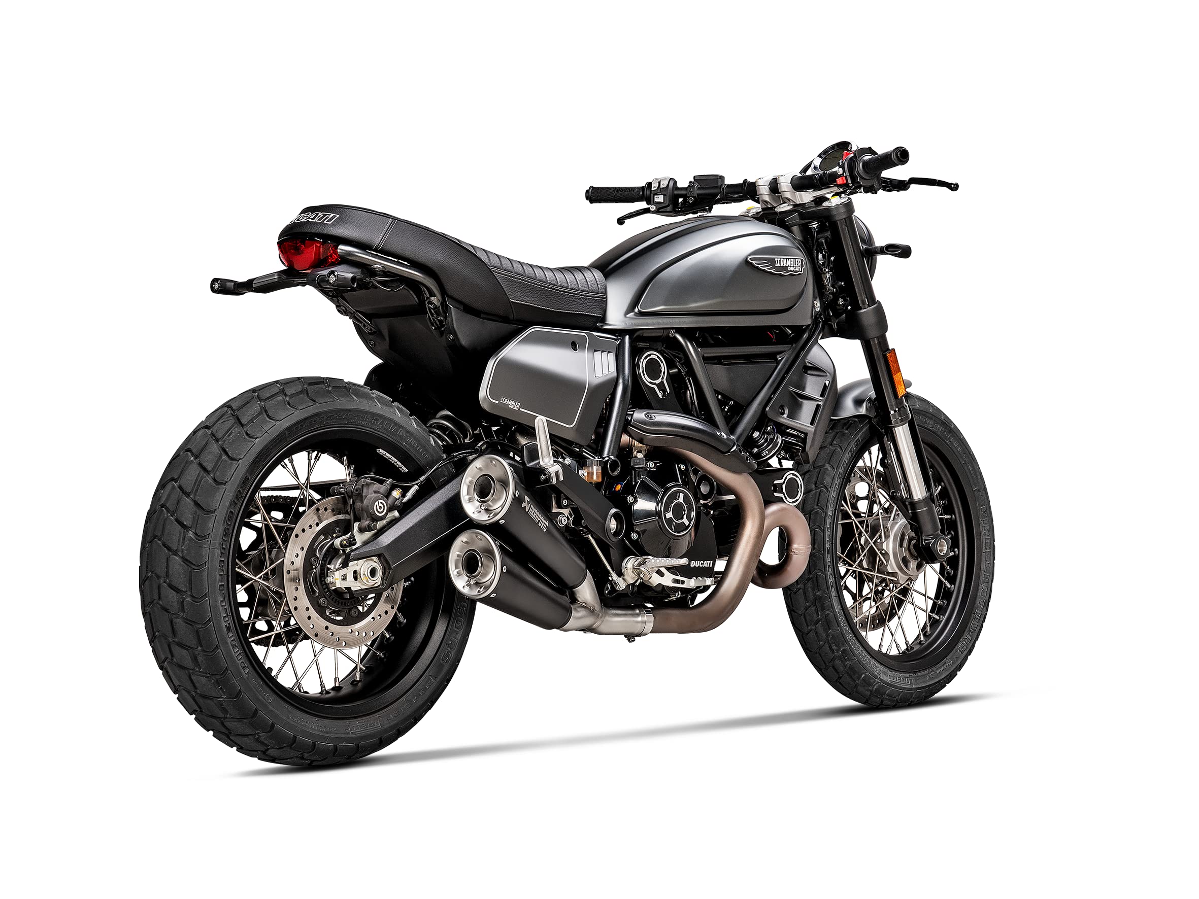 【美品】アクラポビッチ　スリップオンマフラー　ドゥカティ　スクランブラー イタリア在庫あり S-D8SO4-CUBTBL /1 AKRAPOVIC スクランブラー